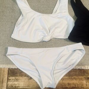 Women’s Beth Richards White / Black Bikini Set.